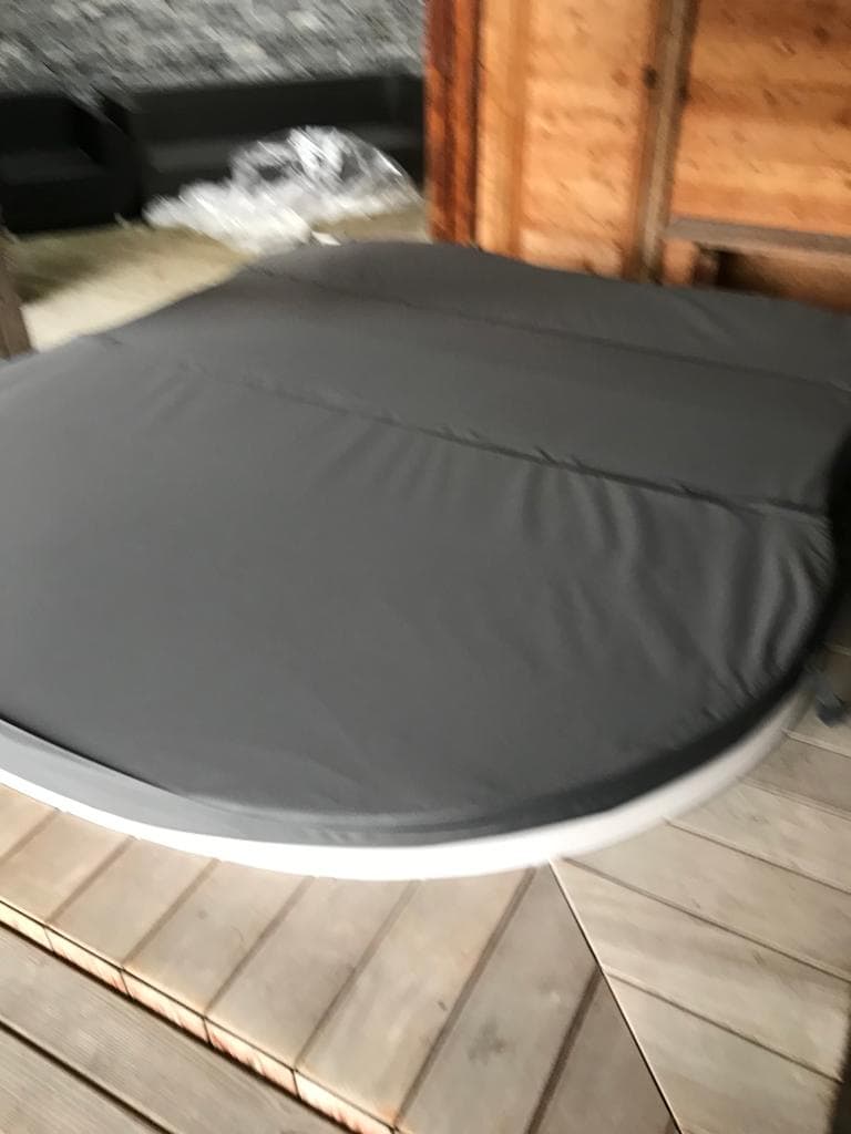 Remplacement couverture spa Dimension one en tissu à Ollon